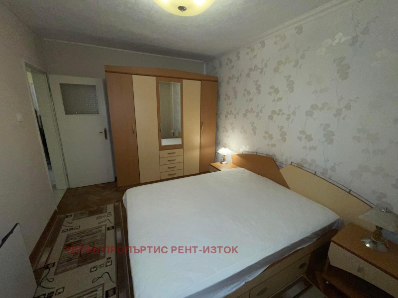 K pronájmu  1 ložnice Burgas , Vazraždane , 60 m2 | 54376886 - obraz [5]