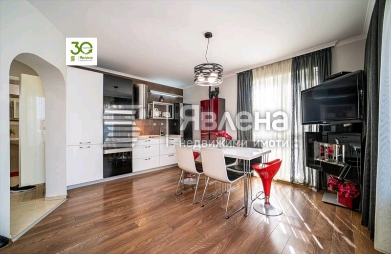 Дава под наем МЕЗОНЕТ, гр. Варна, Аспарухово, снимка 2 - Апартаменти - 53979033