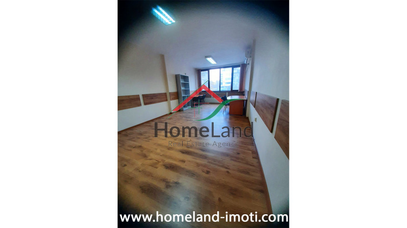 Дава под Наем ОФИС в град Пазарджик, Идеален център - 40 кв.м / 204.52 € » 400 лв., ХОУМЛЕНД