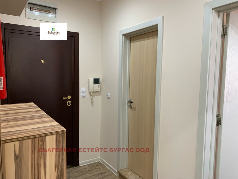 Дава под наем 3-СТАЕН, гр. Бургас, Лазур, снимка 10 - Апартаменти - 53451197