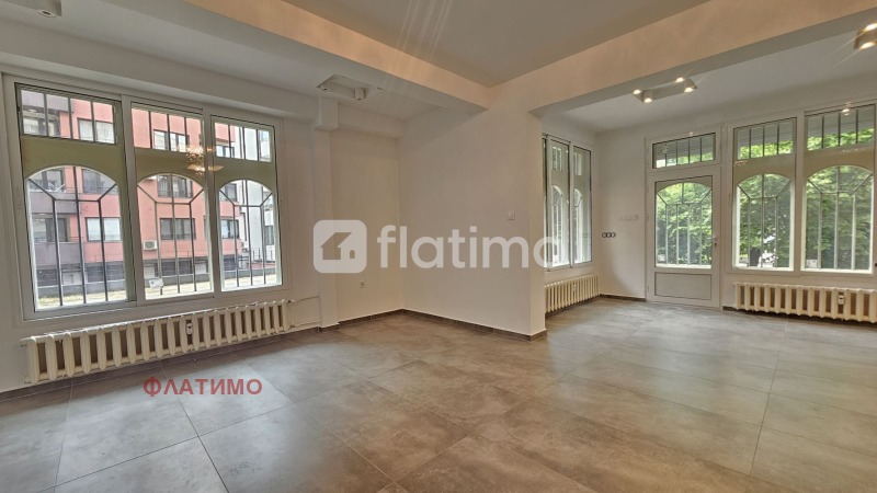 K pronájmu  Kancelář Sofia , Iztok , 65 m2 | 16778375