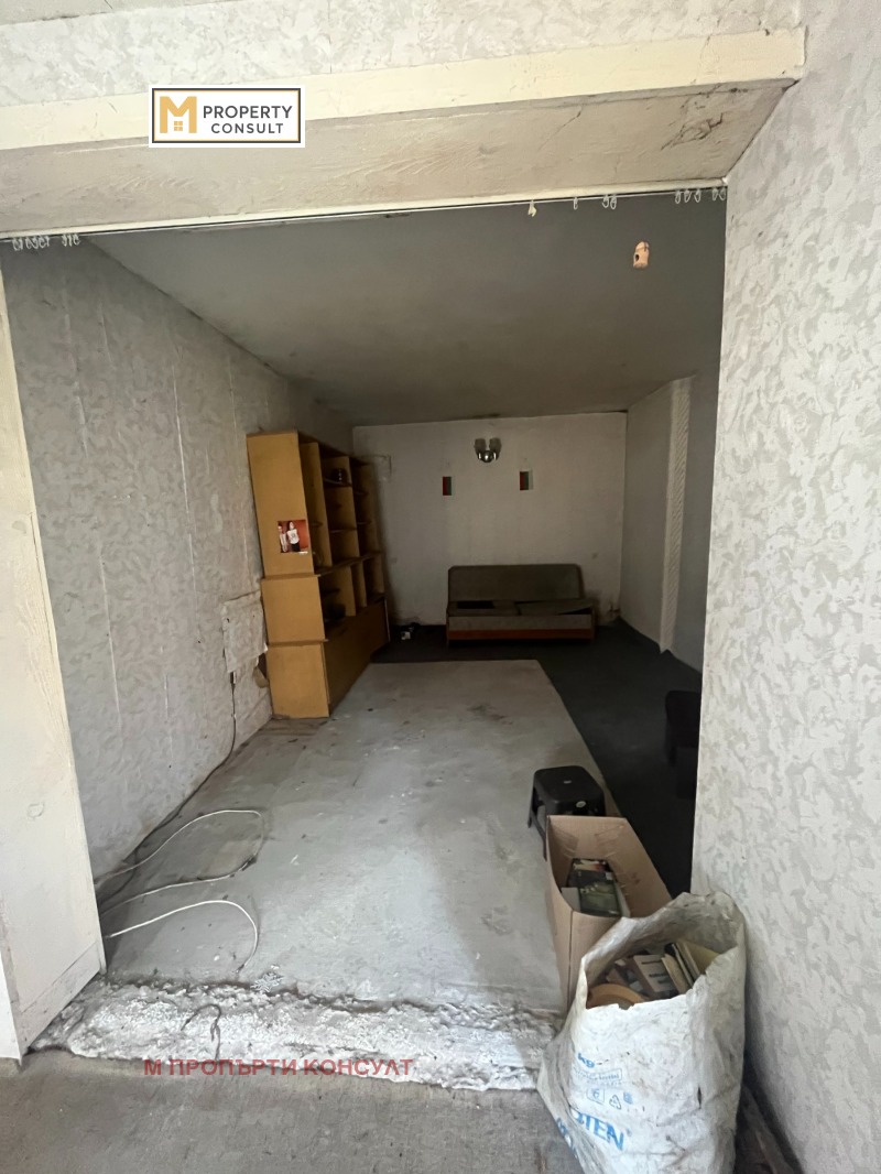 De inchiriat  Depozitare Pleven , Șiroc țentâr , 200 mp | 85757555 - imagine [7]
