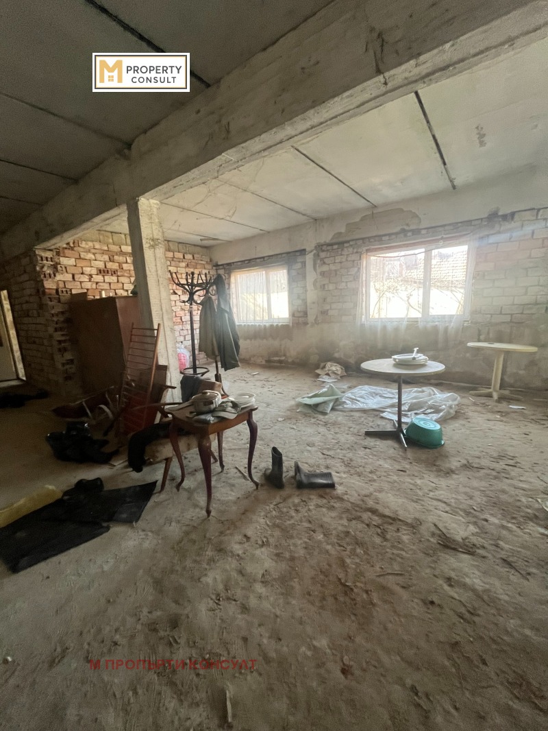De inchiriat  Depozitare Pleven , Șiroc țentâr , 200 mp | 85757555 - imagine [3]