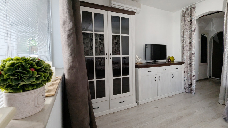 Дава под наем 1-СТАЕН, гр. Варна, Левски 1, снимка 8 - Апартаменти - 53080333