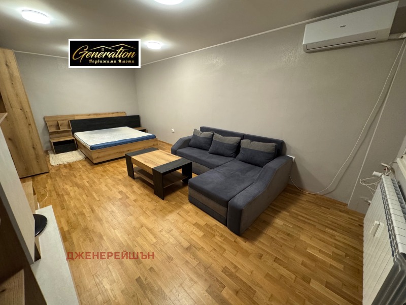 En renta  1 dormitorio Sofia , Jadzhi Dimitar , 57 metros cuadrados | 99133766