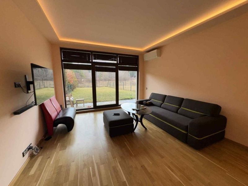 Дава под наем 2-СТАЕН, с. Кладница, област Перник