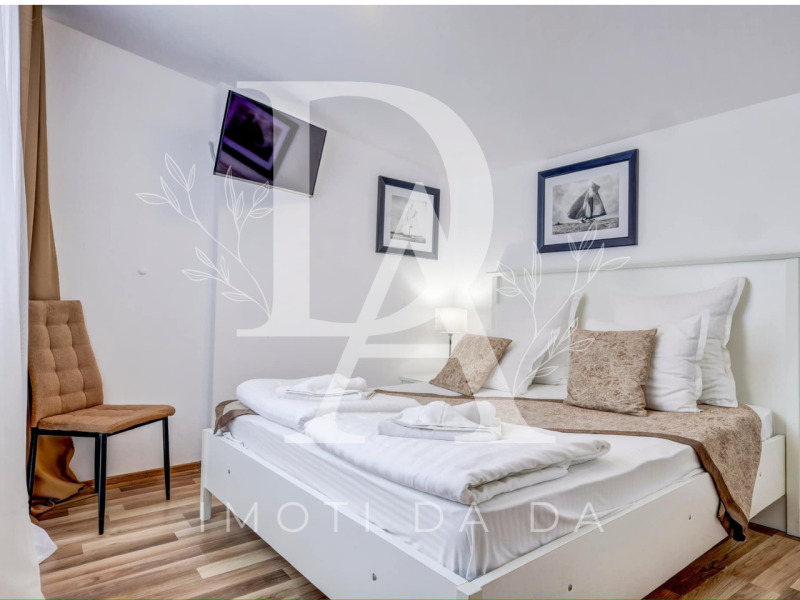 K pronájmu  2 ložnice Varna , Centar , 80 m2 | 63567455 - obraz [9]