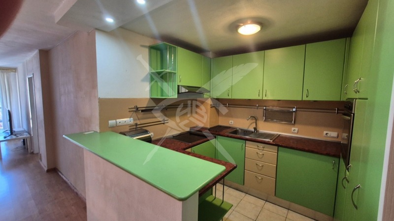 Дава под наем 3-СТАЕН, гр. София, Център