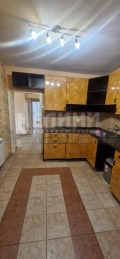 Под наем 3-СТАЕН, град Русе, Възраждане • 360 € / 704.10 лв. • 63702516 4