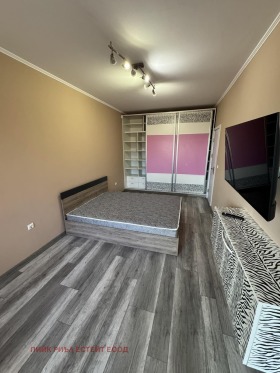 1 chambre Dragalevtsi, Sofia 8