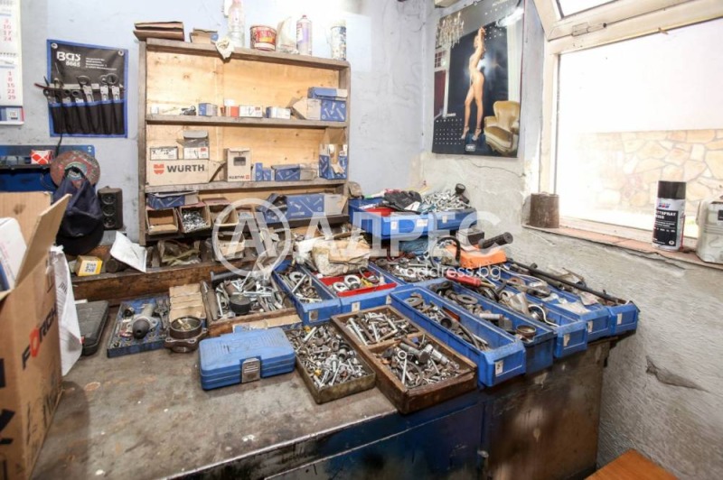 K pronájmu  Průmyslová budova Sofia , Suchodol , 215 m2 | 63727178 - obraz [8]