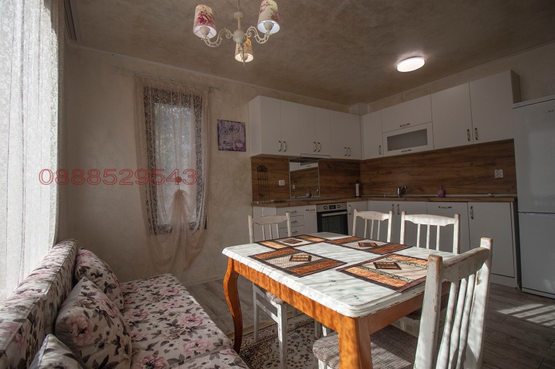 Дава под наем КЪЩА, гр. Аксаково, област Варна, снимка 5 - Къщи - 53347759