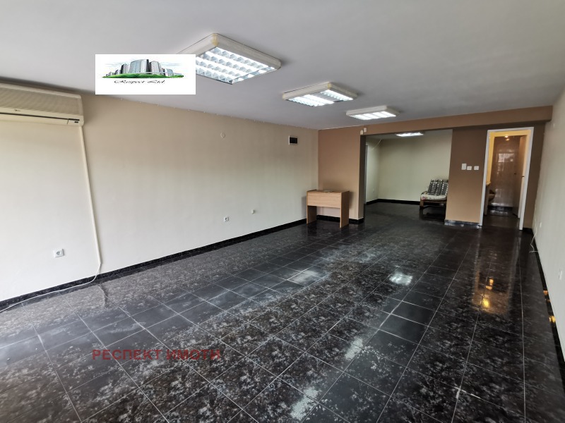 Da affittare  Negozio Sofia , Darvenitsa , 65 mq | 25467822