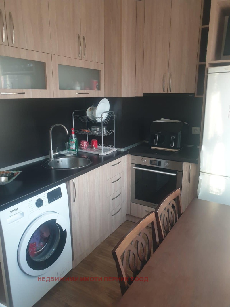 K pronájmu  1 ložnice Pernik , Iztok , 47 m2 | 43163019 - obraz [2]