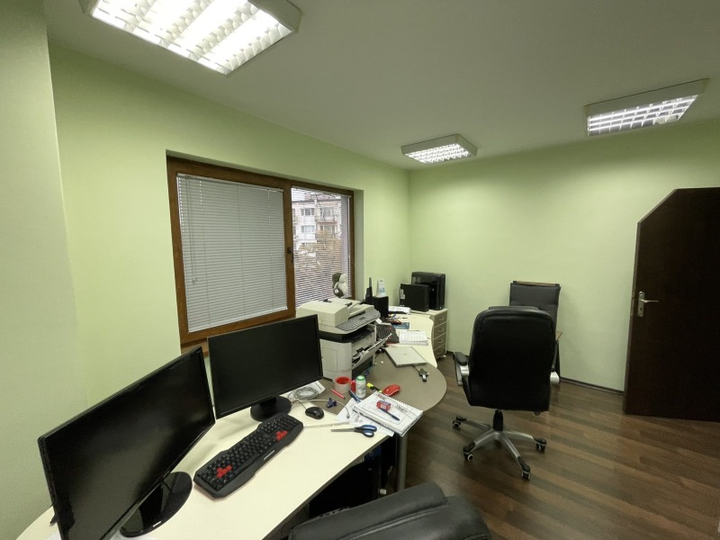 Kiralık  Ofis Sofia , Centar , 140 metrekare | 61587948 - görüntü [2]