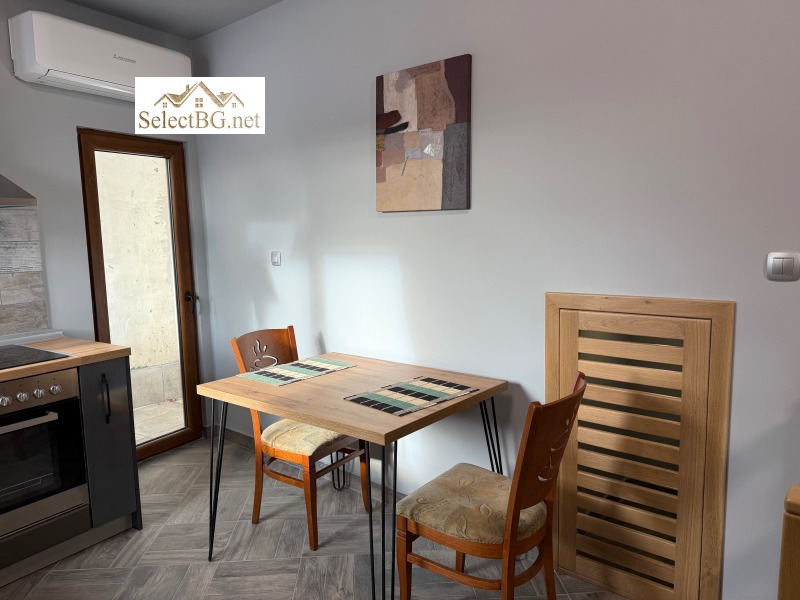 Дава под наем КЪЩА, гр. Велико Търново, Стара част, снимка 3 - Къщи - 53072285