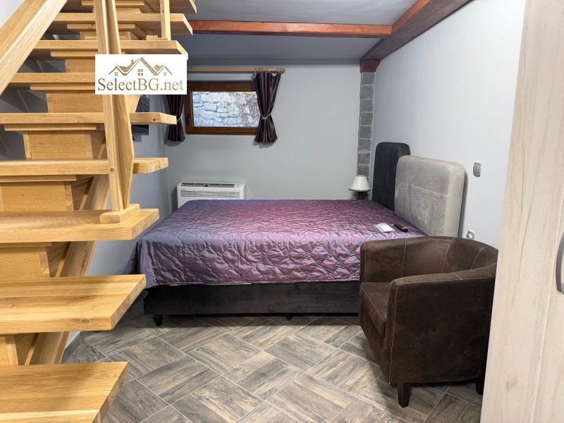 Дава под наем КЪЩА, гр. Велико Търново, Стара част, снимка 10 - Къщи - 53072285