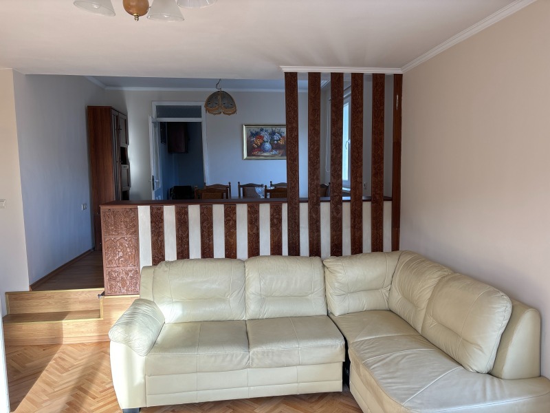 Zu vermieten  2 Schlafzimmer Sofia , Dianabad , 120 qm | 14627895