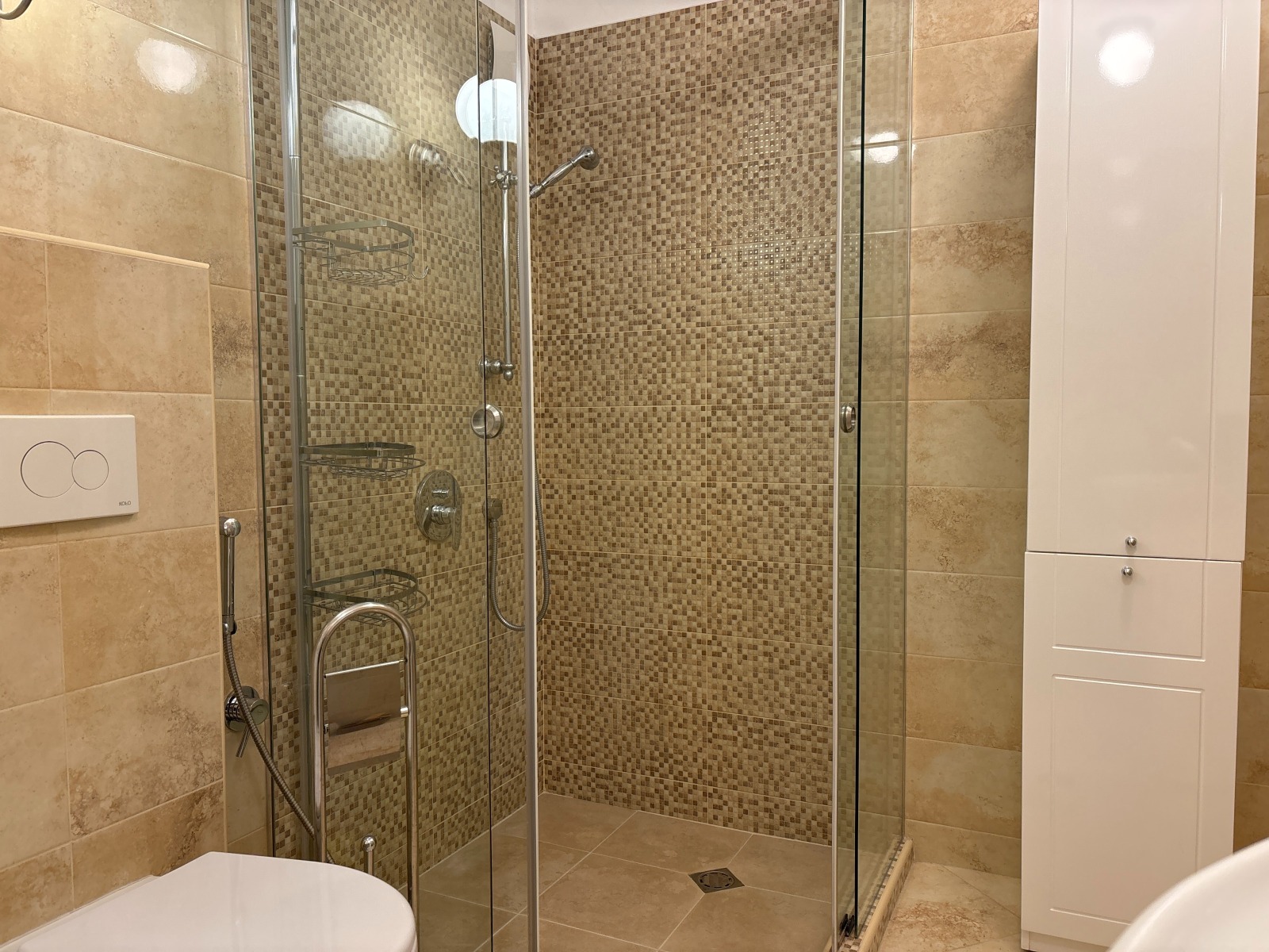 Дава под наем 3-СТАЕН, гр. София, Дианабад, снимка 12 - Апартаменти - 55121957