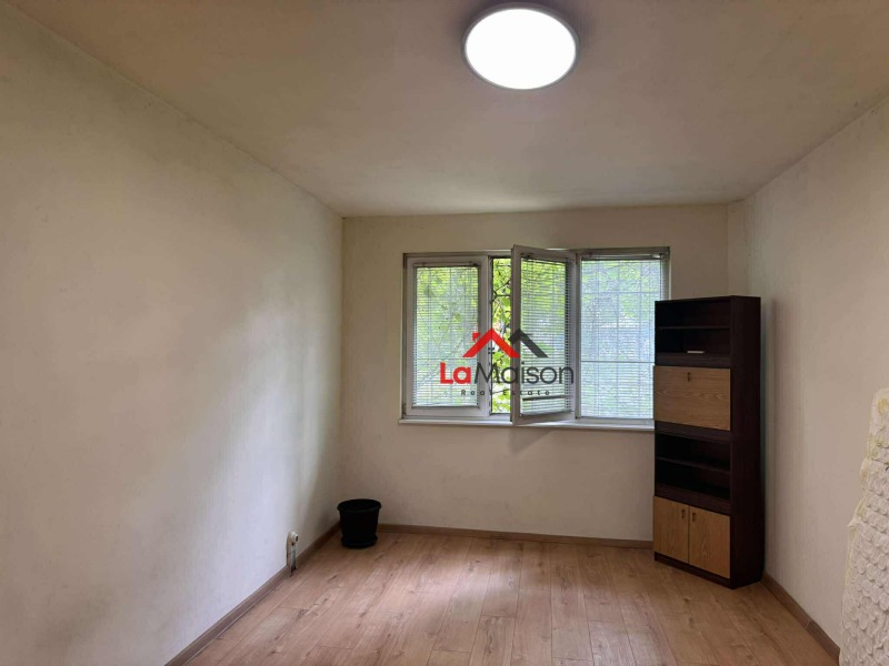 Издаје се  1 спаваћа соба Софија , Лагера , 68 м2 | 52629377