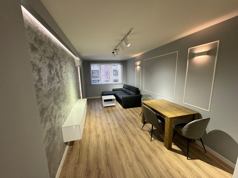 Para alugar  1 quarto Plovdiv , Kiutchuk Parij , 70 m² | 96050937 - imagem [3]