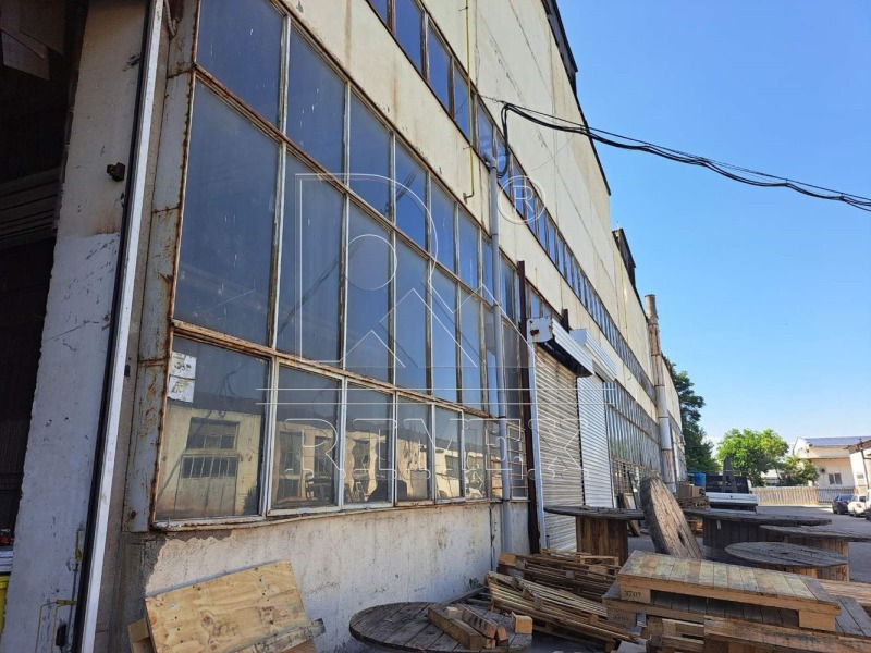 Do wynajęcia  Budynek przemysłowy Plowdiw , Industrialna zona - Jug , 3168 mkw | 79767621 - obraz [2]