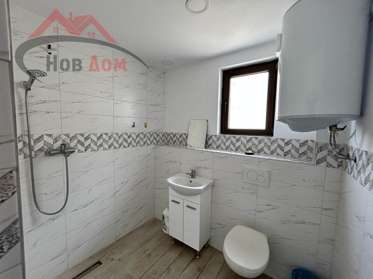 Дава под наем 3-СТАЕН, гр. Велико Търново, Бузлуджа, снимка 13 - Апартаменти - 56129033