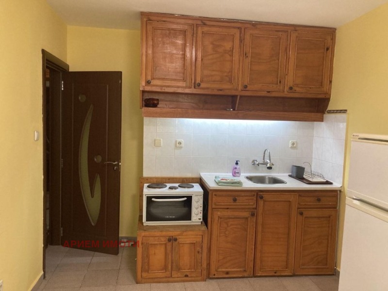 Издаје се  1 спаваћа соба Софија , Хладилника , 50 м2 | 10952725 - слика [2]