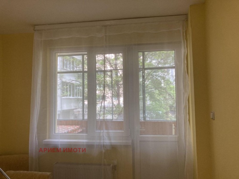 Издаје се  1 спаваћа соба Софија , Хладилника , 50 м2 | 10952725 - слика [10]