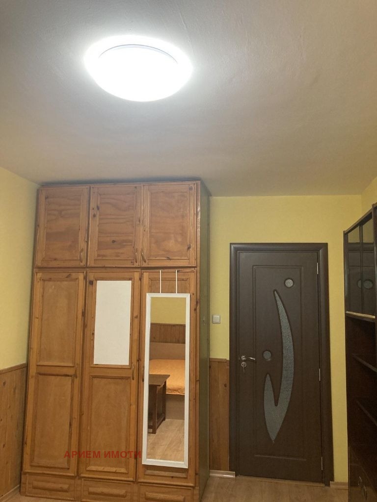 Издаје се  1 спаваћа соба Софија , Хладилника , 50 м2 | 10952725 - слика [5]