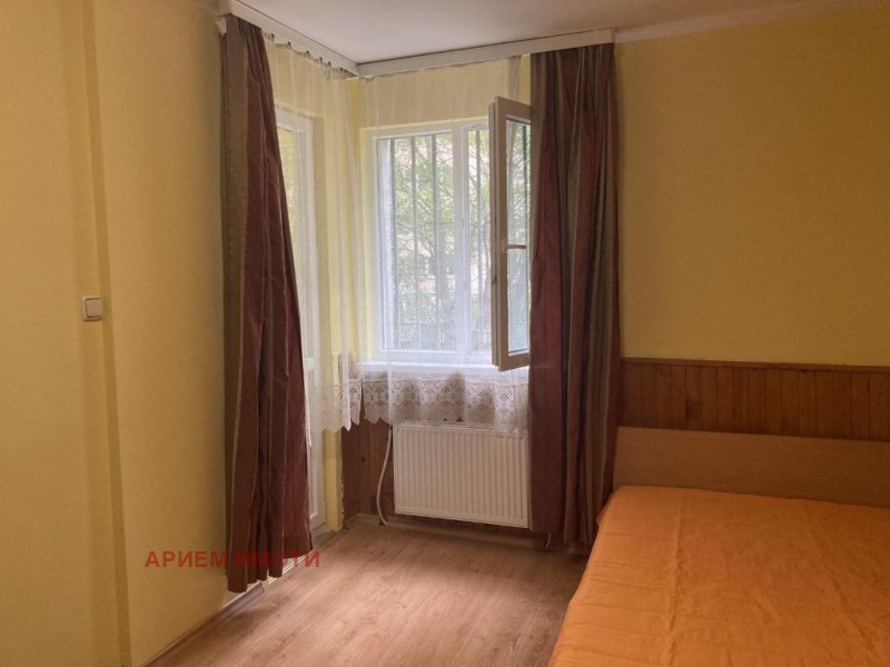 Издаје се  1 спаваћа соба Софија , Хладилника , 50 м2 | 10952725 - слика [12]