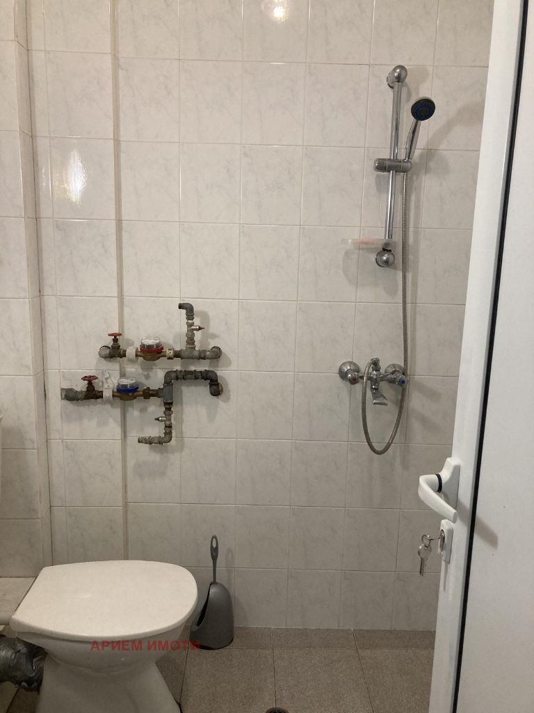 Издаје се  1 спаваћа соба Софија , Хладилника , 50 м2 | 10952725 - слика [13]