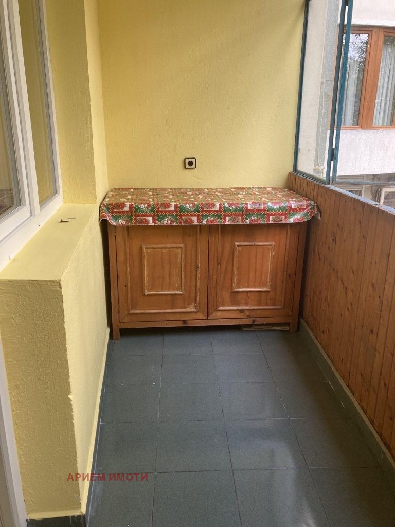 Издаје се  1 спаваћа соба Софија , Хладилника , 50 м2 | 10952725 - слика [9]