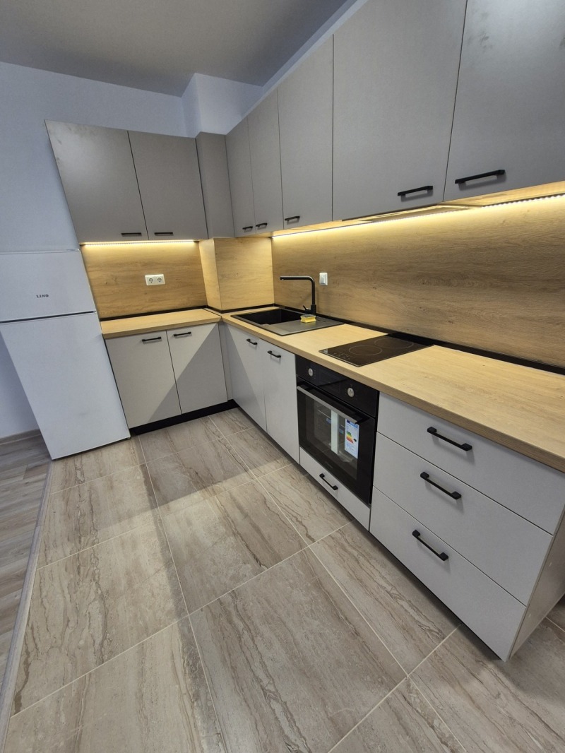 Дава под наем 2-СТАЕН, гр. Варна, Център, снимка 3 - Апартаменти - 53491814