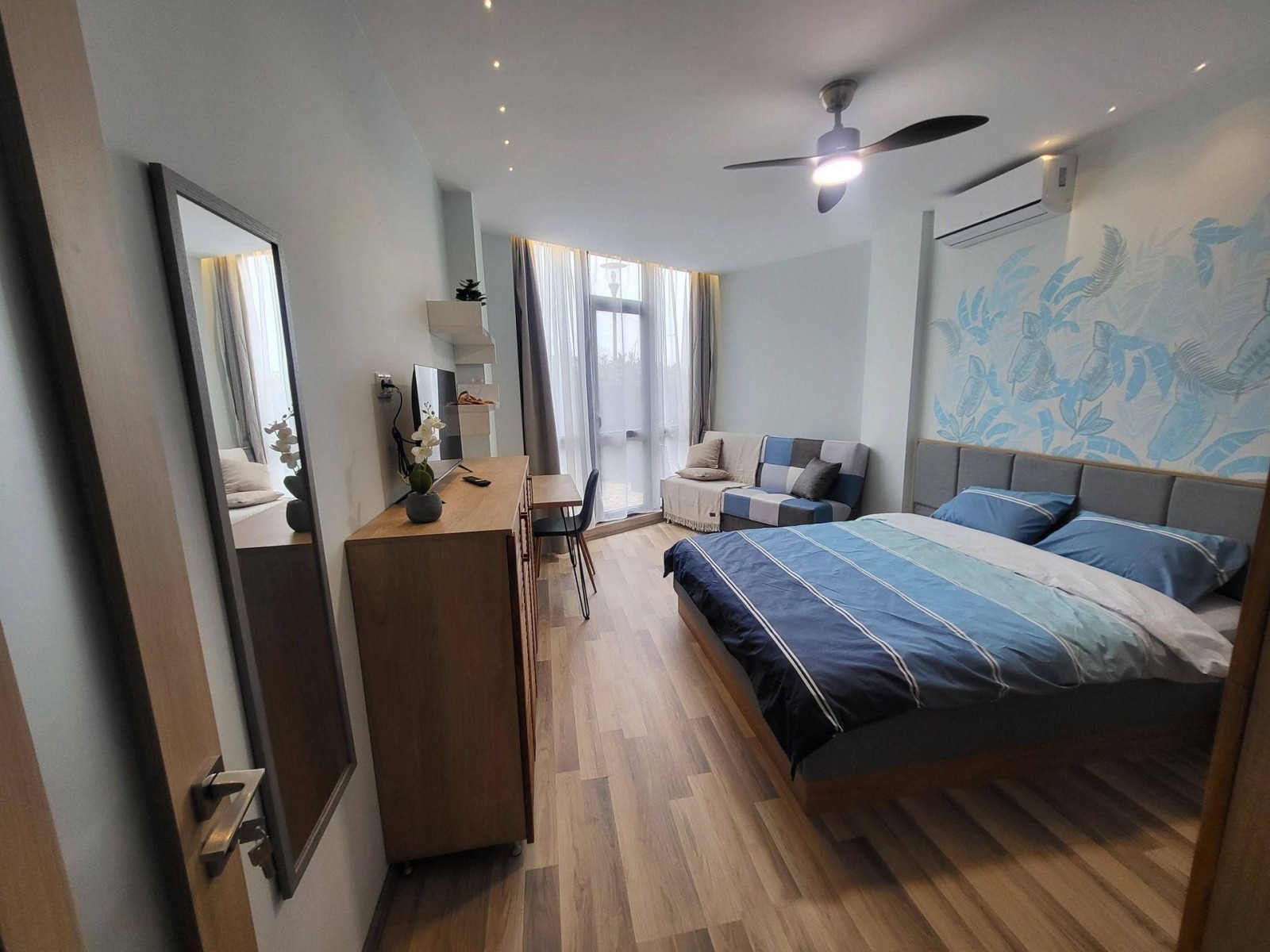 Дава под наем 1-СТАЕН, гр. Варна, м-т Ален мак, снимка 4 - Апартаменти - 53679829