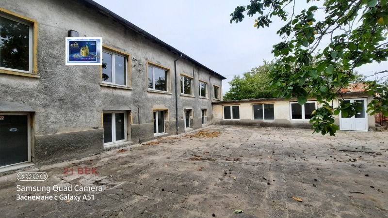 Дава под Наем СКЛАД в област Пловдив, гр. Куклен - 320 кв.м / 950 € » 1 858.04 лв., 21 ВЕК