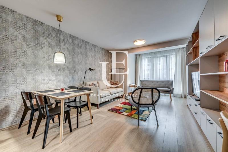 Kiadó  2 hálószobás Sofia , Centar , 118 négyzetméter | 35673837