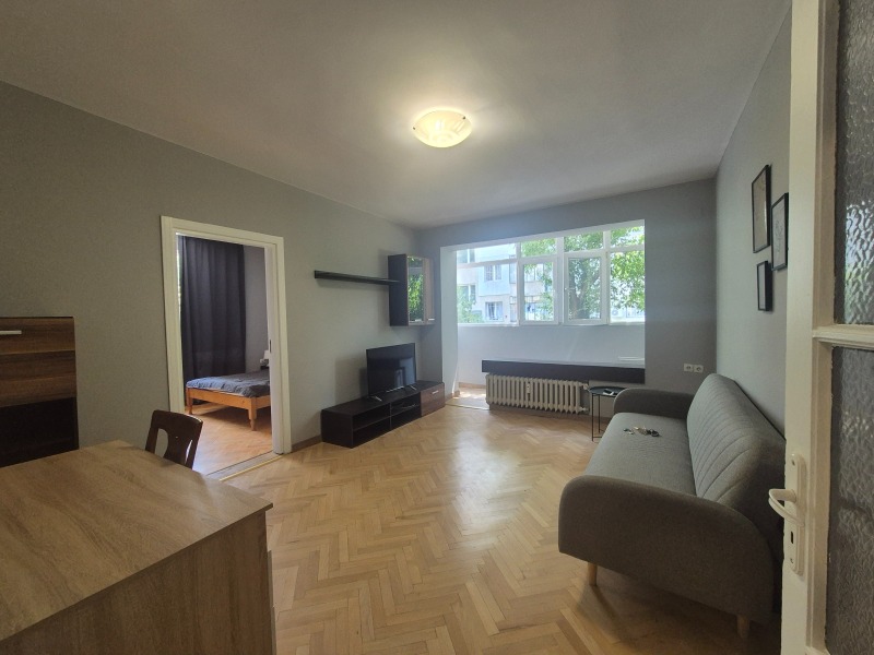 Kiadó  2 hálószobás Sofia , Geo Milev , 85 négyzetméter | 83829656