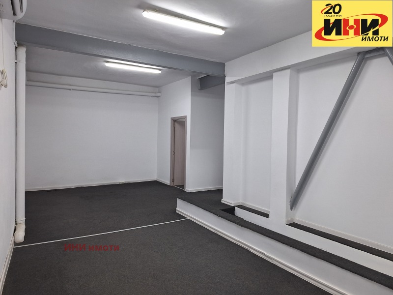 För uthyrning  Kontor Ruse , Centar , 200 kvm | 44314027 - bild [3]