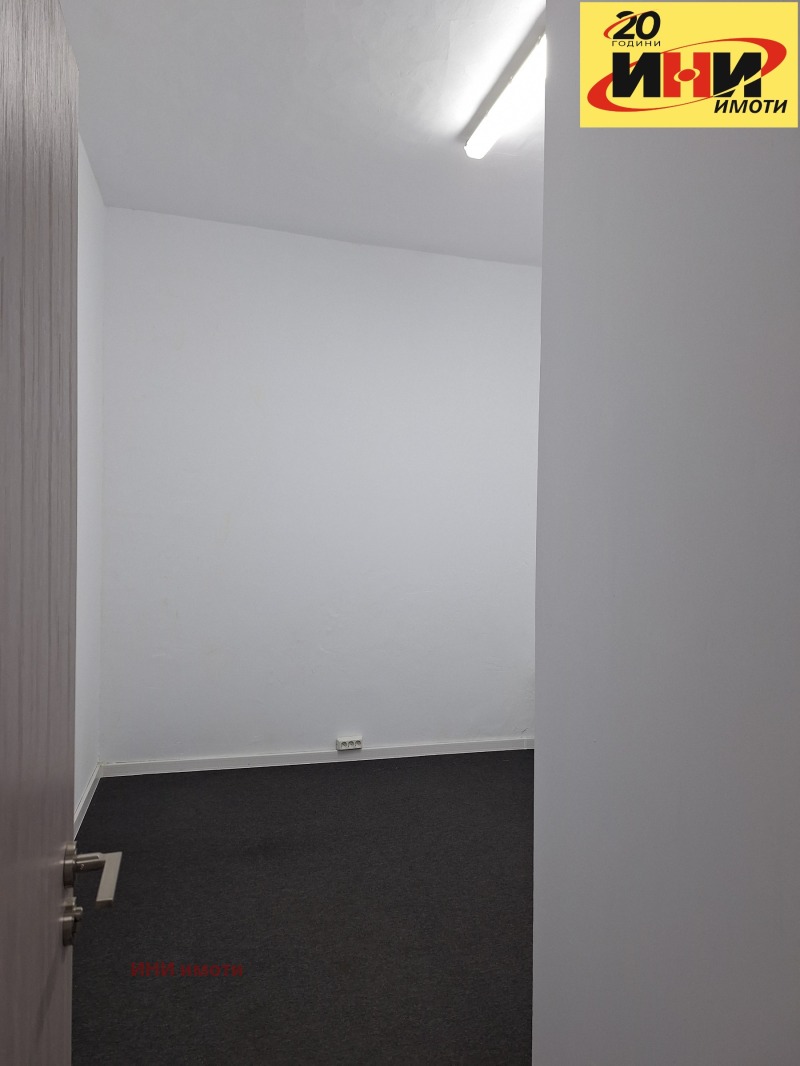 För uthyrning  Kontor Ruse , Centar , 200 kvm | 44314027 - bild [5]