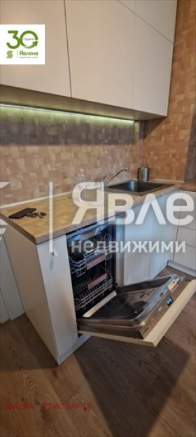 Дава под наем 2-СТАЕН, гр. Варна, Централна поща, снимка 13 - Апартаменти - 55906332