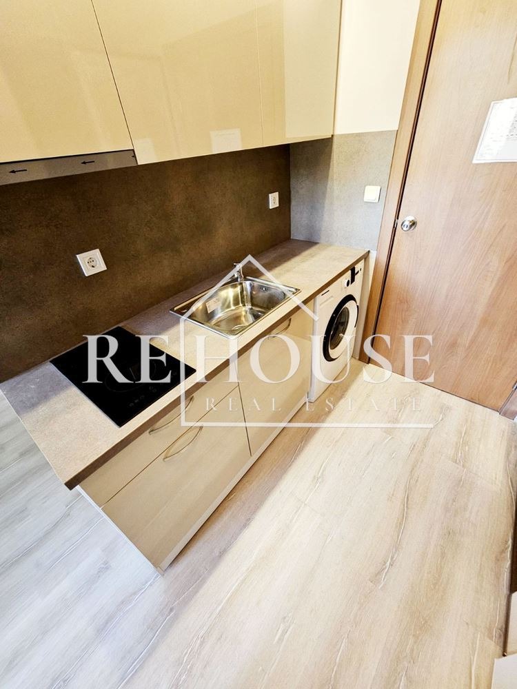 Do wynajęcia  Studio Warna , k.k. Sw.Sw. Konstantin i Elena , 30 mkw | 25851167 - obraz [2]