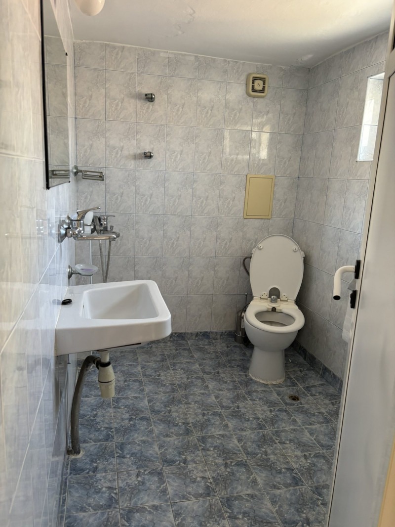 För uthyrning  2 sovrum Burgas , Centar , 85 kvm | 18045360 - bild [8]