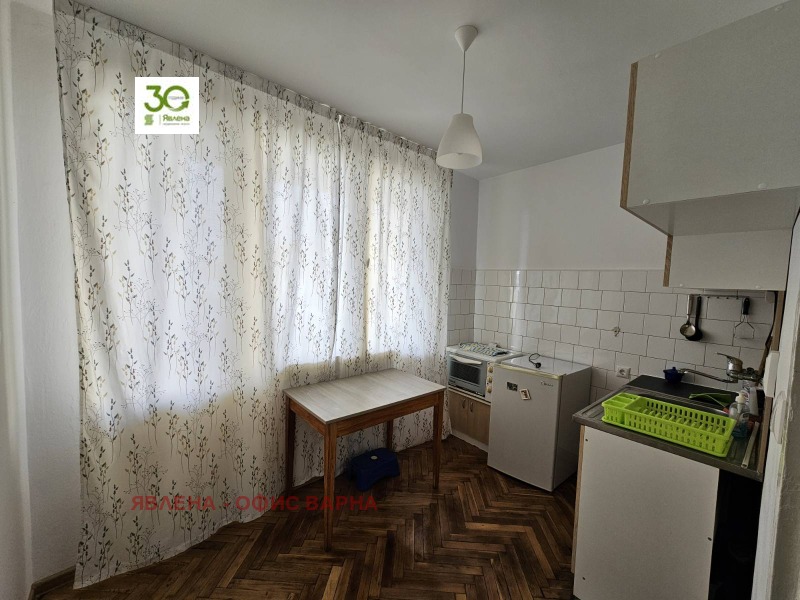 Дава под наем 2-СТАЕН, гр. Разград, Варош, снимка 2 - Апартаменти - 53098032