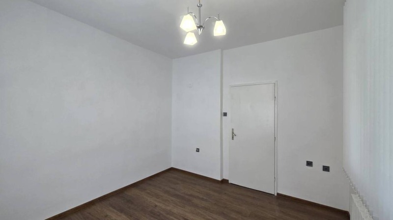 A louer  3+ chambres Plovdiv , Vastanitcheski , 120 m² | 84703450 - image [6]