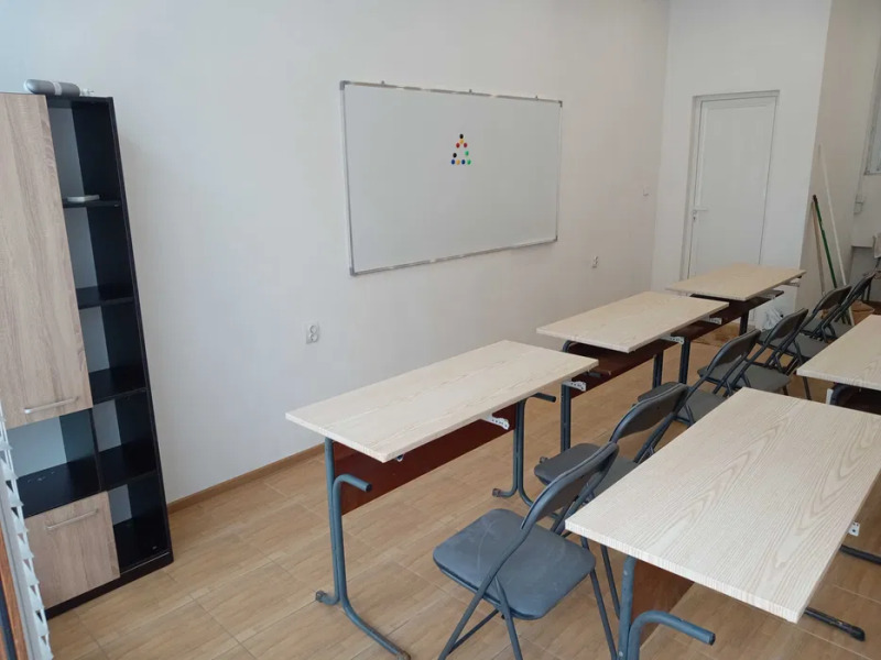 K pronájmu  Kancelář Veliko Tarnovo , Centar , 130 m2 | 47513831