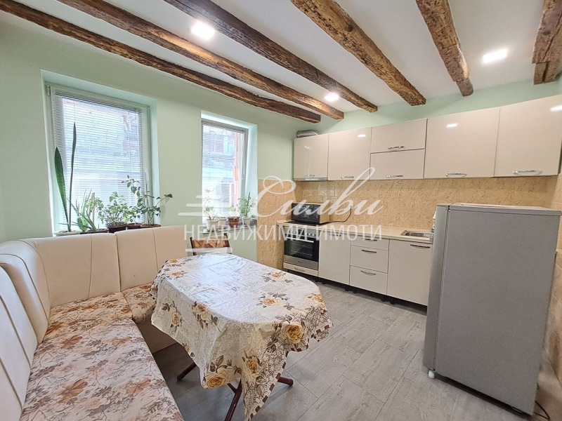 Da affittare  Studio Shumen , Tsentar , 55 mq | 27436961