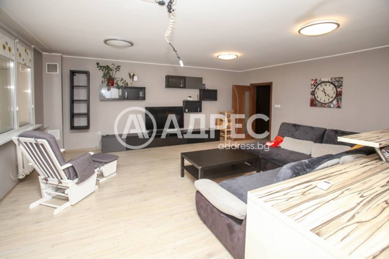 Дава под наем 3-СТАЕН, гр. София, Гоце Делчев, снимка 3 - Апартаменти - 53353769