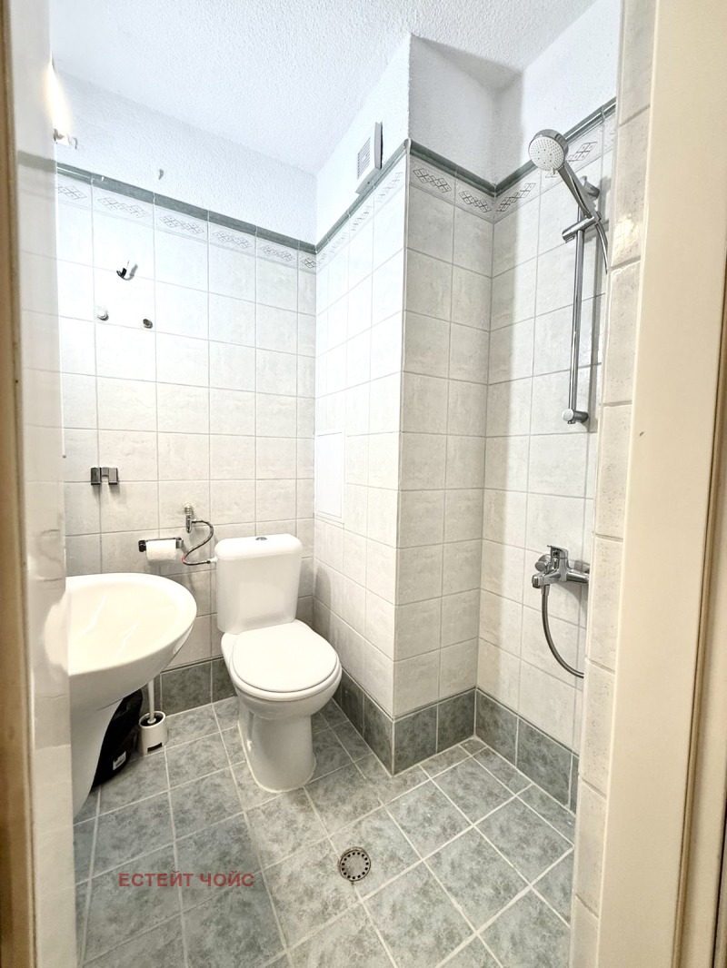 Дава под наем 4-СТАЕН, гр. София, Гео Милев, снимка 11 - Апартаменти - 53218958