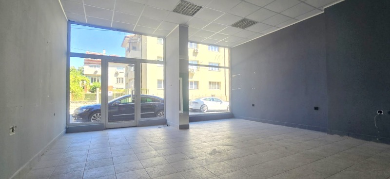 Til leje  Butik Shumen , Tsentar , 48 kvm | 41479388 - billede [2]